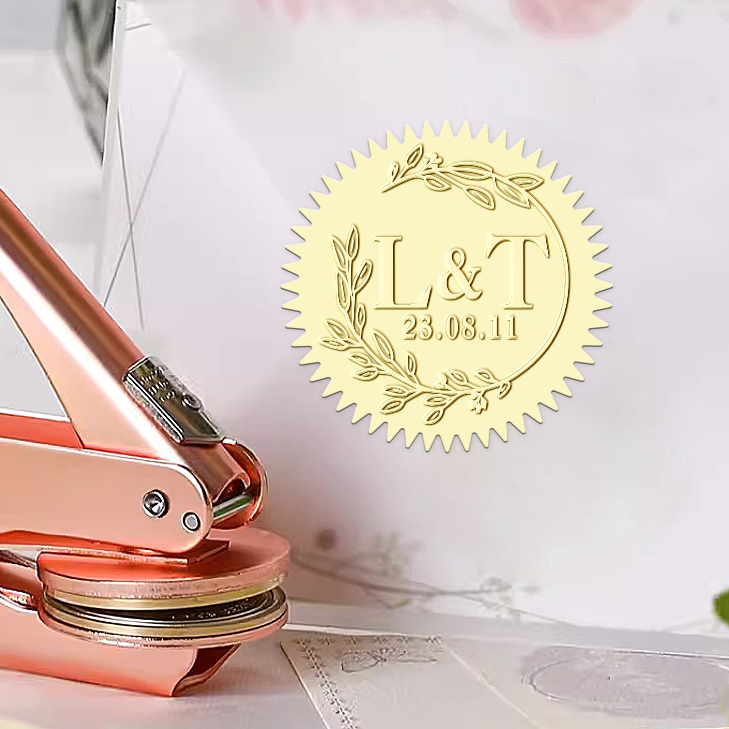 Personalisierte Zweig und Initialen Monogramm Hochzeit Prägezange 1-311